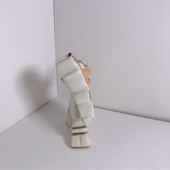 Cogsworth Porcelain Figurine, Beauty and the Beast collection, Lenox for Disney - Picture 3 of 10